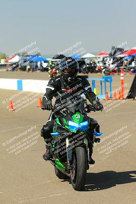 media/Sep-20-2025-TrackDaz (Sat) [[27f0cde673]]/Around the Pits/